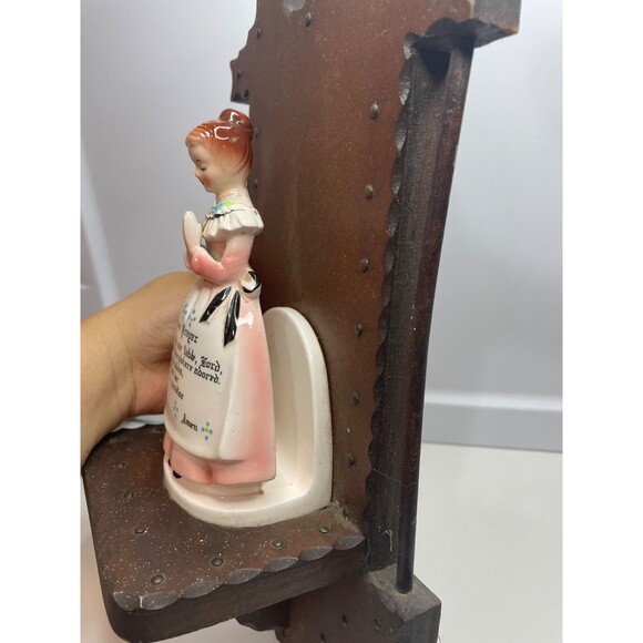 Vintage Enesco Kitchen Prayer Lady Mother ON WOODEN WALL BRACKETS - Picture 4 of 11